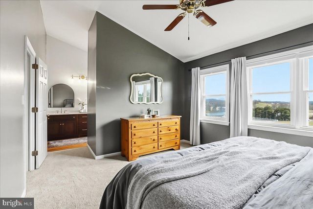 74 SUNDANCE DR, Elverson, PA 19520