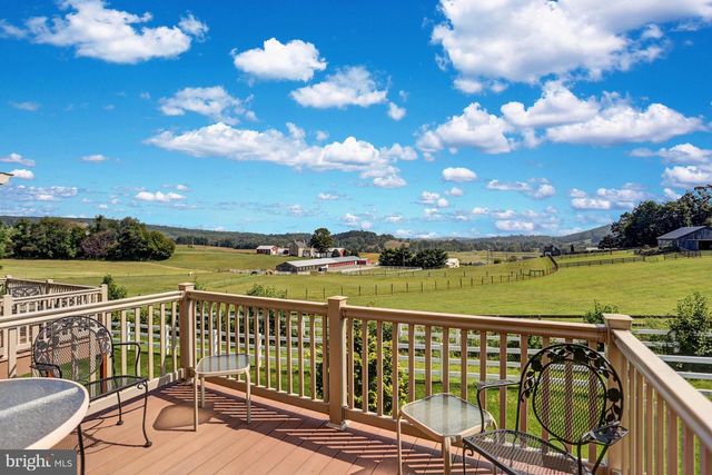 74 SUNDANCE DR, Elverson, PA 19520