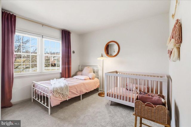 74 SUNDANCE DR, Elverson, PA 19520