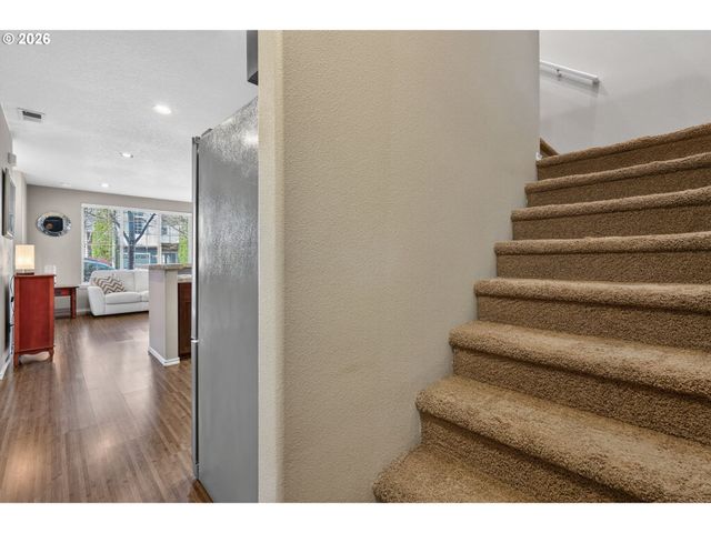 15145 Sw CANYON WREN Way, Beaverton, OR 97007