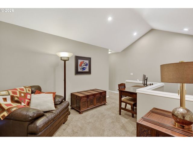 15145 Sw CANYON WREN Way, Beaverton, OR 97007