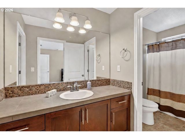 15145 Sw CANYON WREN Way, Beaverton, OR 97007