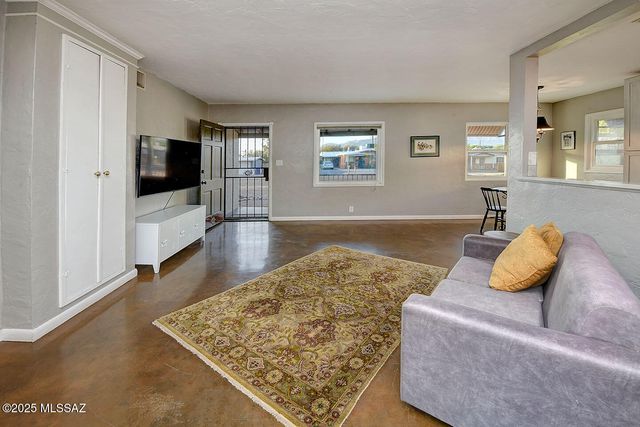 2512 E Linden Street, Tucson, AZ 85716