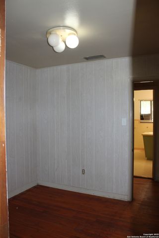 630 Carlisle, San Antonio, TX 78225