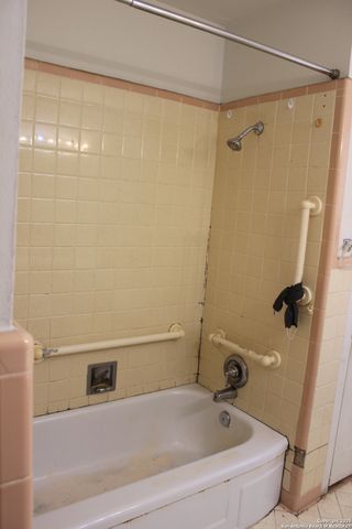 630 Carlisle, San Antonio, TX 78225