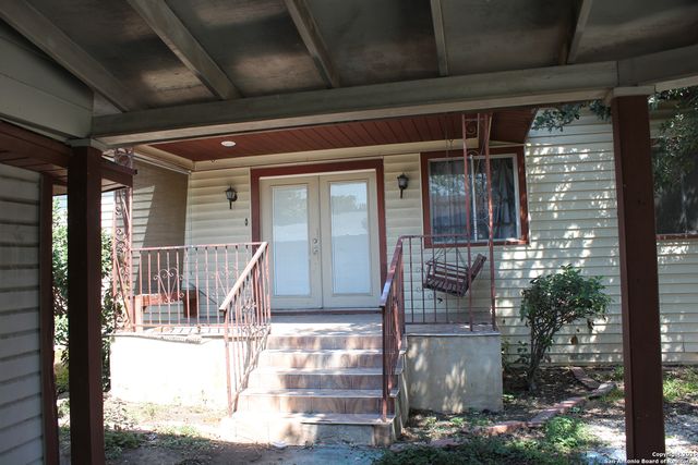 630 Carlisle, San Antonio, TX 78225