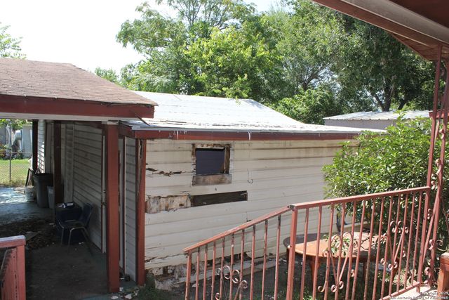 630 Carlisle, San Antonio, TX 78225