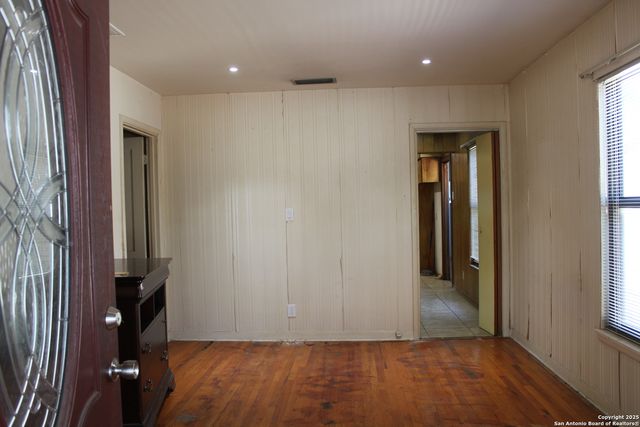 630 Carlisle, San Antonio, TX 78225