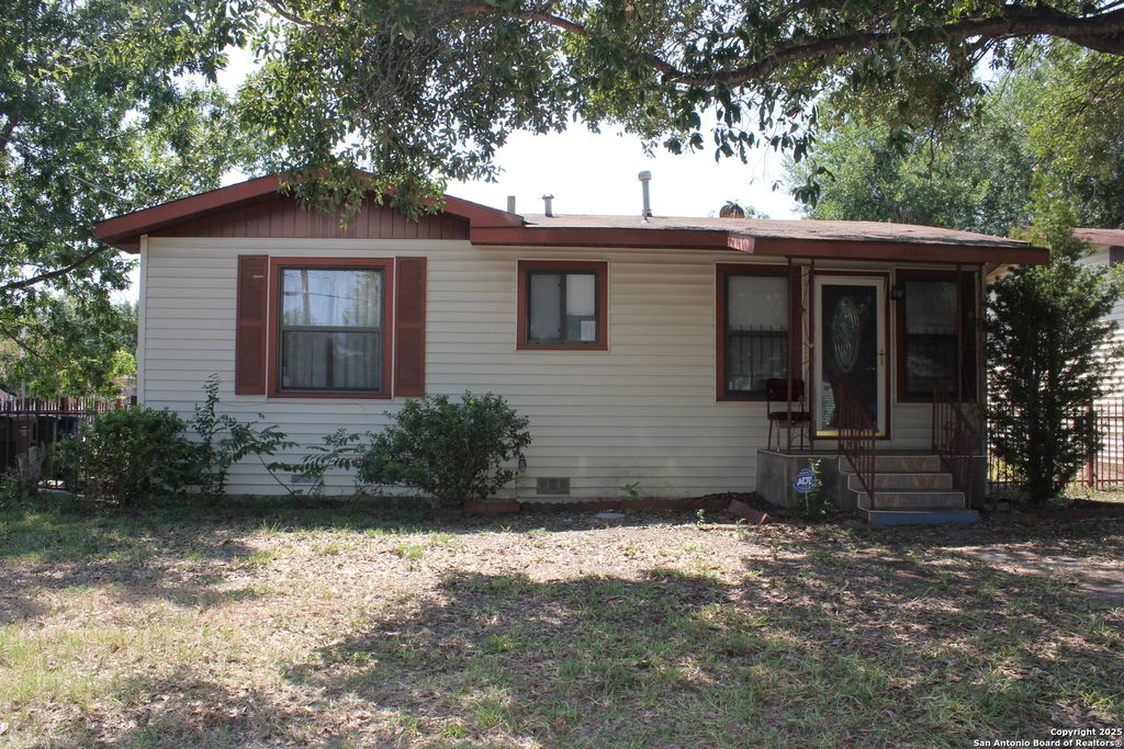 630 Carlisle, San Antonio, TX 78225