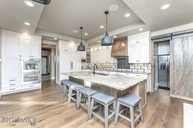 555 Glory Lane, Bozeman, MT 59715