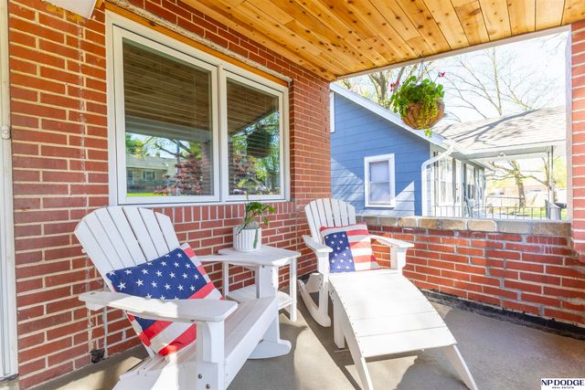 2624 N 67th Street, Omaha, NE 68104