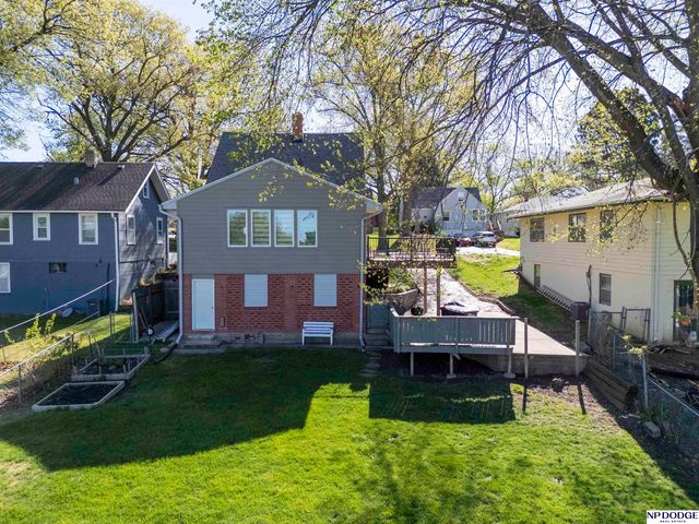 2624 N 67th Street, Omaha, NE 68104