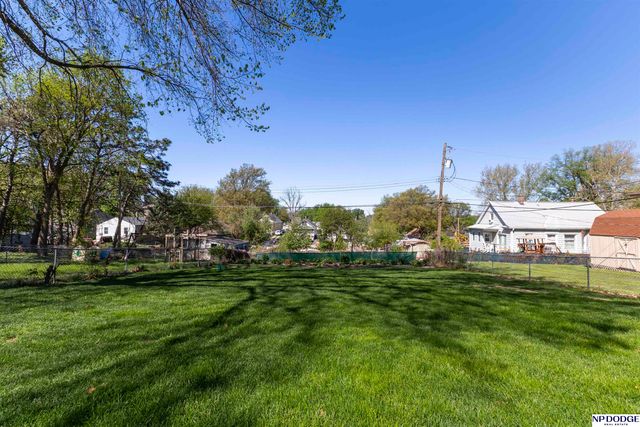 2624 N 67th Street, Omaha, NE 68104