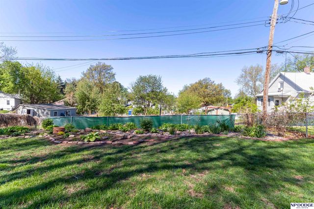 2624 N 67th Street, Omaha, NE 68104