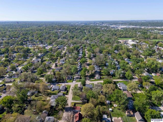 2624 N 67th Street, Omaha, NE 68104