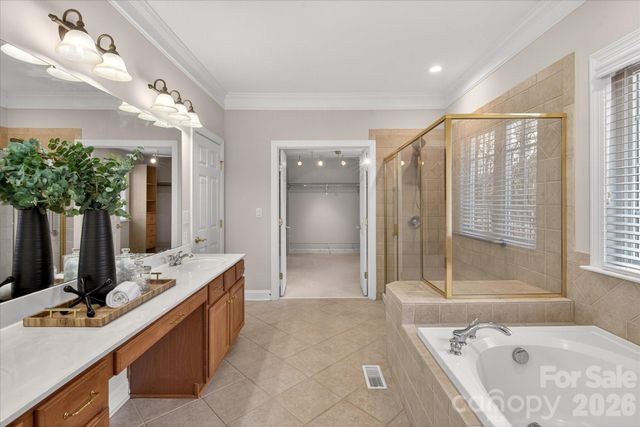 8202 Denholme Drive, Waxhaw, NC 28173