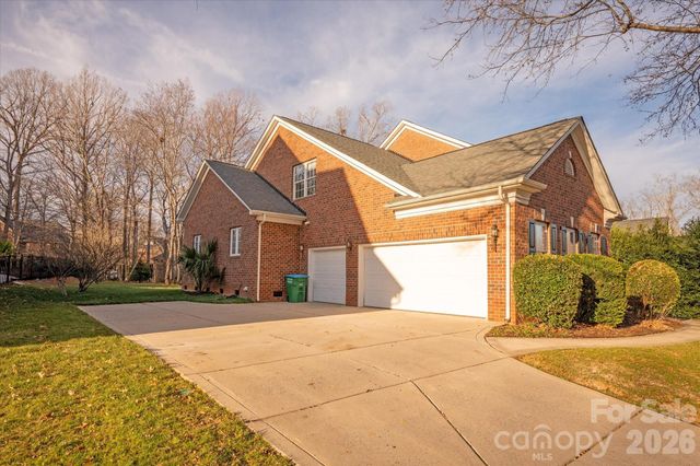 8202 Denholme Drive, Waxhaw, NC 28173