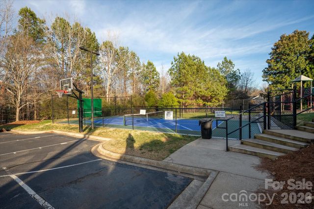 8202 Denholme Drive, Waxhaw, NC 28173