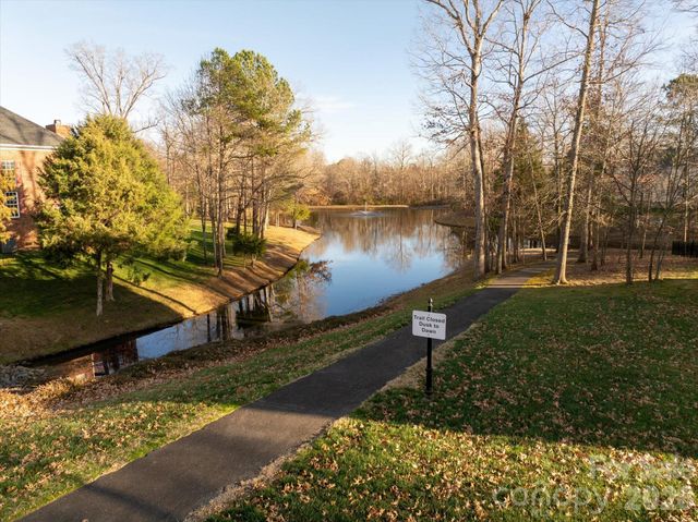 8202 Denholme Drive, Waxhaw, NC 28173