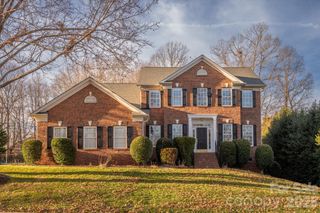 8202 Denholme Drive, Waxhaw, NC 28173