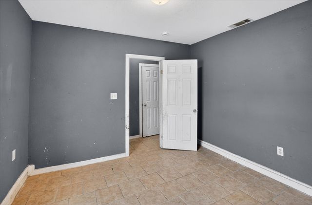 7224 Greenlee Street, Fort Worth, TX 76112