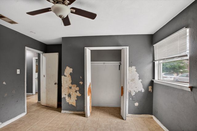 7224 Greenlee Street, Fort Worth, TX 76112