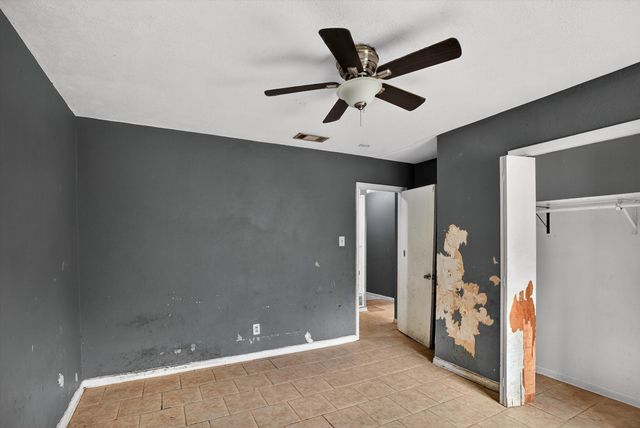 7224 Greenlee Street, Fort Worth, TX 76112
