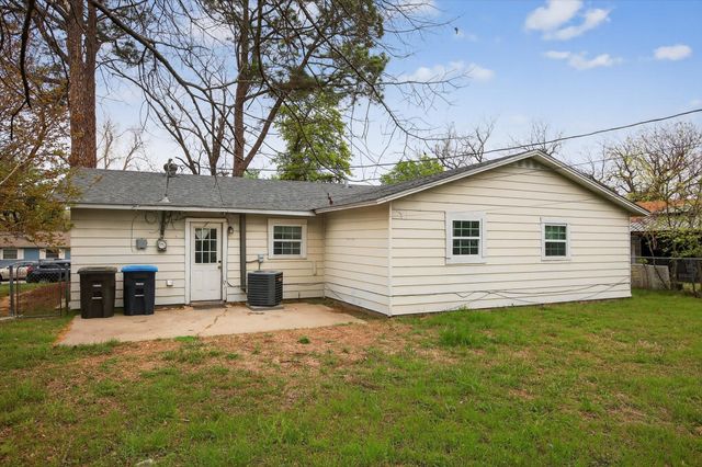7224 Greenlee Street, Fort Worth, TX 76112
