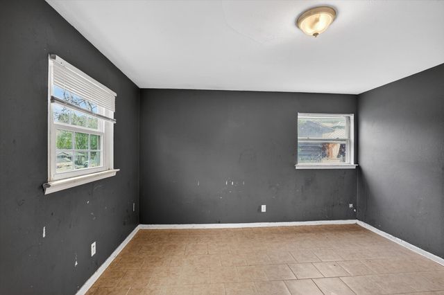 7224 Greenlee Street, Fort Worth, TX 76112