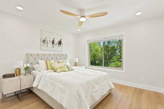 1976 Fairlee Drive, Encinitas, CA 92024