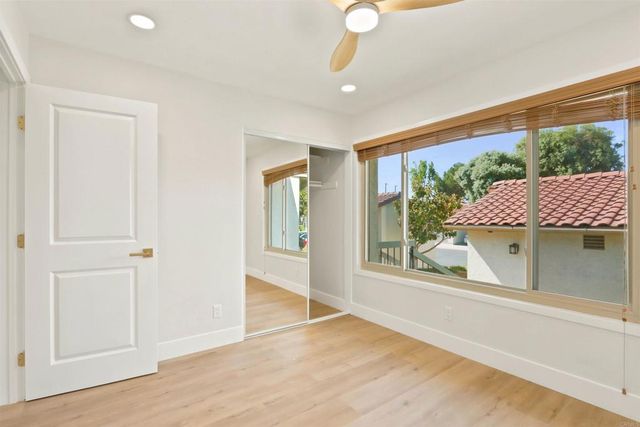 1976 Fairlee Drive, Encinitas, CA 92024