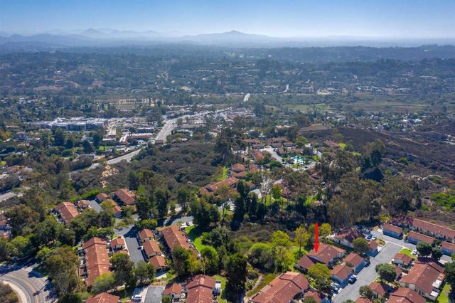1976 Fairlee Drive, Encinitas, CA 92024