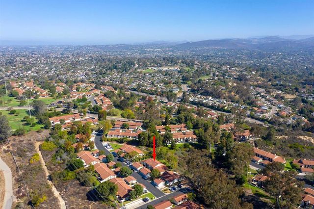 1976 Fairlee Drive, Encinitas, CA 92024