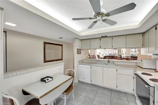 4150 Looking Glass LN # 5, Naples, FL 34112