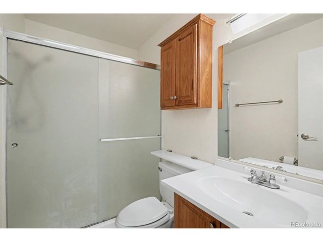 3772 S Mission Pkwy A, Aurora, CO 80013