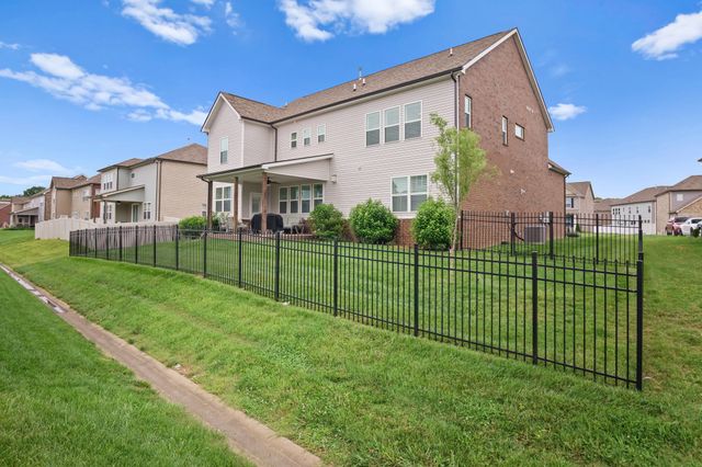 411 Buxton Ct, Murfreesboro, TN 37128
