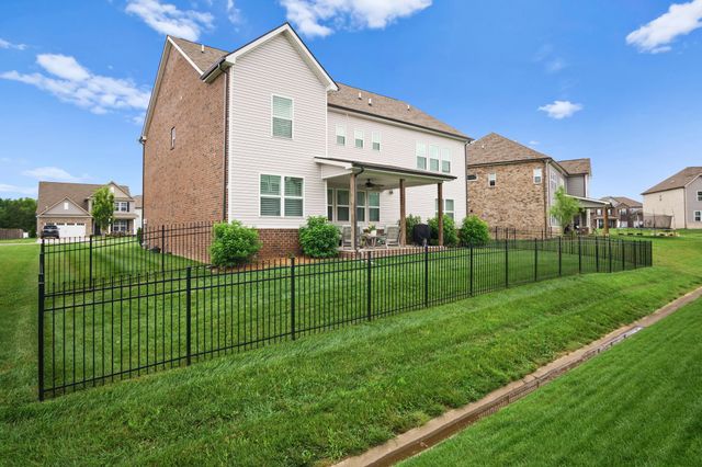 411 Buxton Ct, Murfreesboro, TN 37128