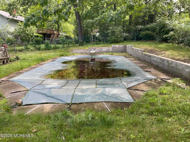 7 Winchester Drive, Jackson, NJ 08527