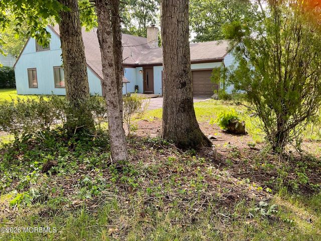 7 Winchester Drive, Jackson, NJ 08527