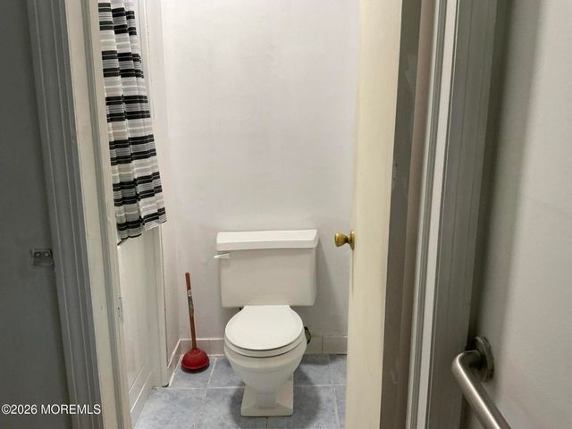 7 Winchester Drive, Jackson, NJ 08527