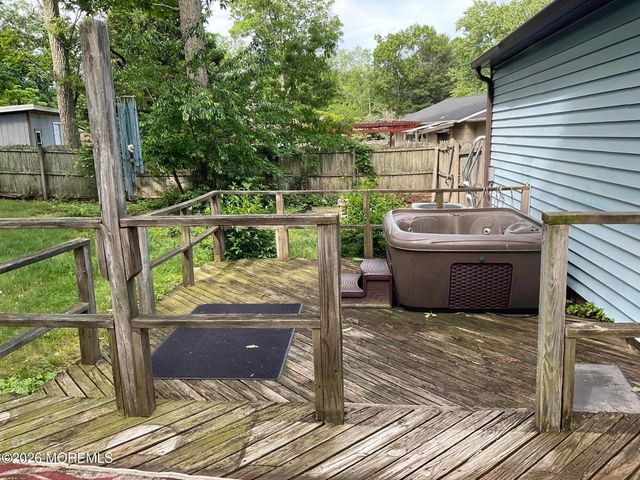 7 Winchester Drive, Jackson, NJ 08527