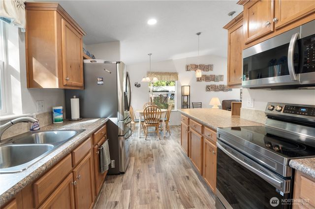 21 N Buckhorn Court, Hoodsport, WA 98548