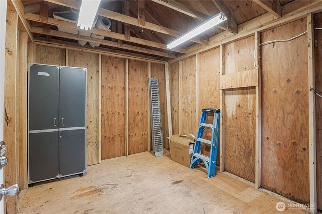 21 N Buckhorn Court, Hoodsport, WA 98548