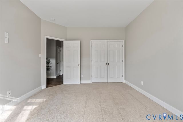 14420 Michaux Village Dr, Midlothian, VA 23113