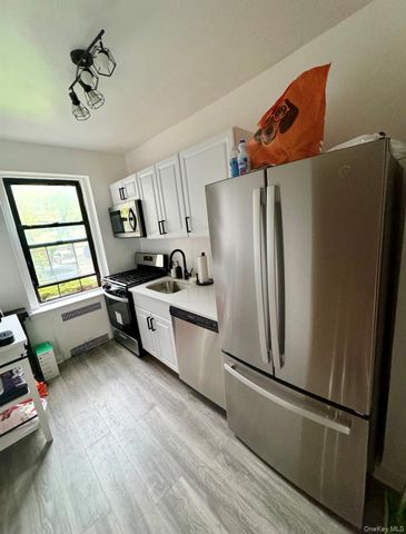17040 Highland Avenue 106, Jamaica Estates, NY 11432