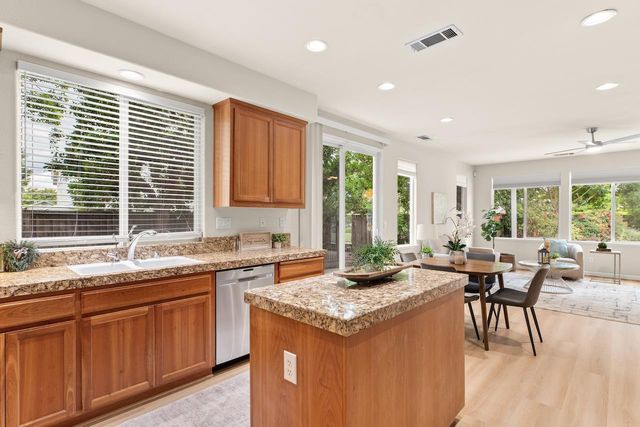 2408 Victor Ct, Tracy, CA 95304