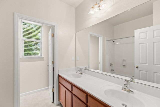 2408 Victor Ct, Tracy, CA 95304