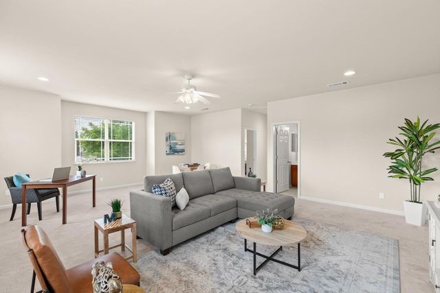 2408 Victor Ct, Tracy, CA 95304