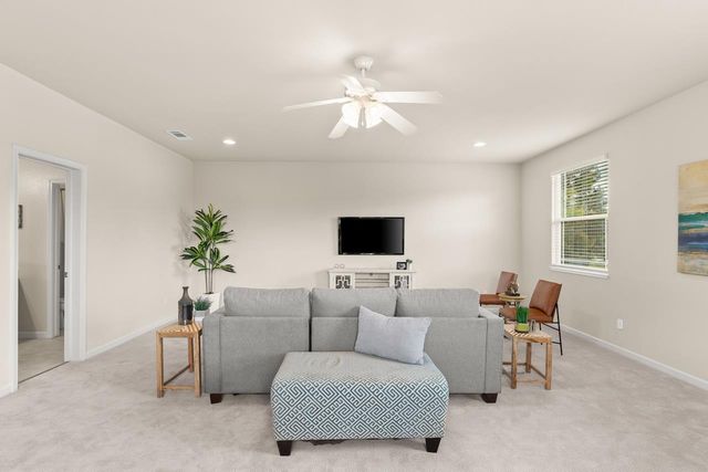 2408 Victor Ct, Tracy, CA 95304