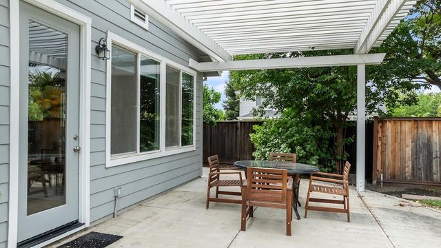 2408 Victor Ct, Tracy, CA 95304